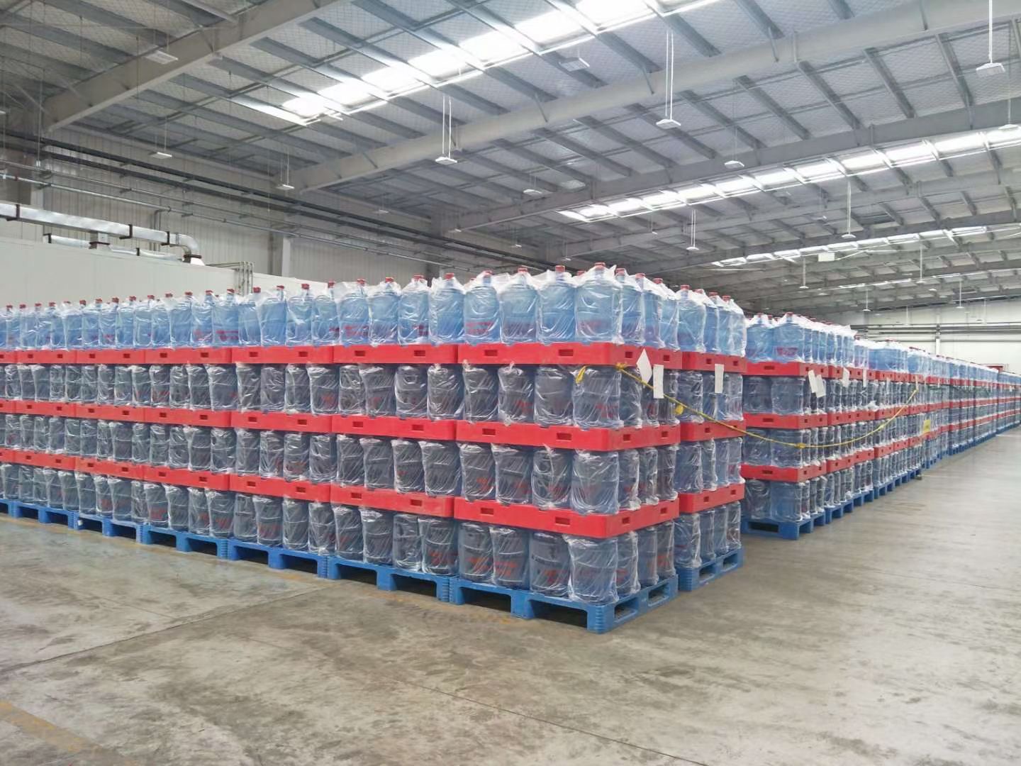 桶装水站-配送公司-送水电话【桶装水网】